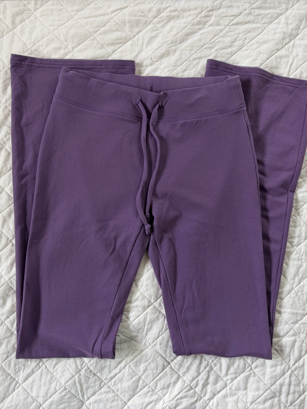 Alo Yoga Sway Bootcut Sweatpants